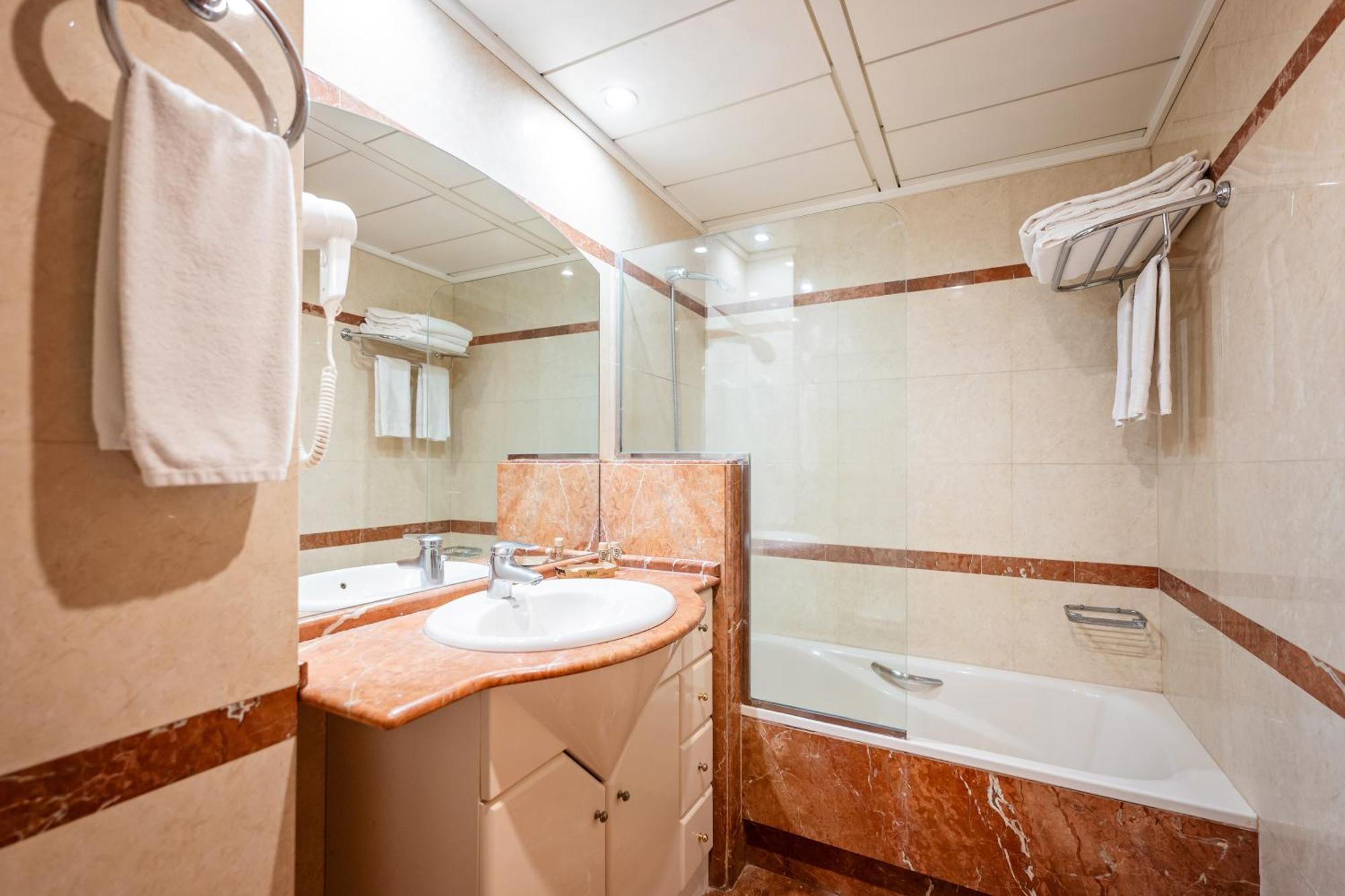 Apartaments Marina - Abapart Barcelona Ngoại thất bức ảnh